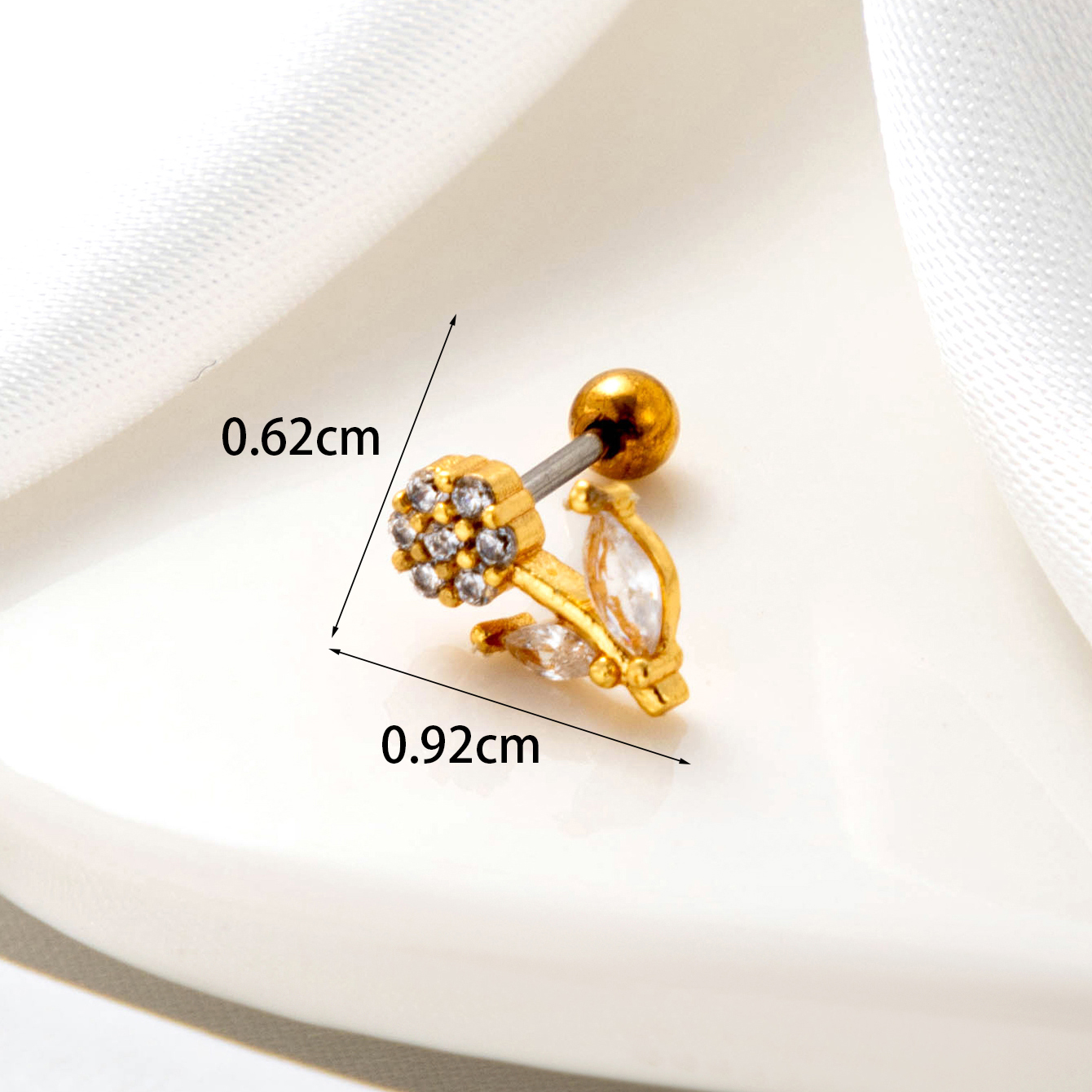 1 Piece Simple Series Classic Flower Copper  Gold Color Material Zircon Women's Stud Earrings h5 